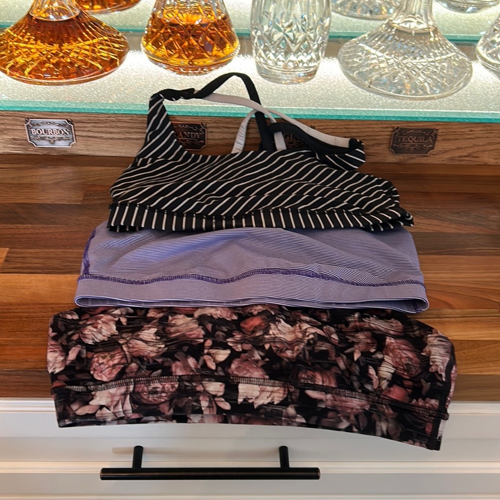 3 Lululemon sports bra
